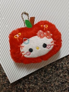 #hellokitty #applekeychain #plushkeychain